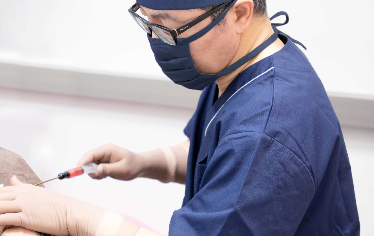 吸引圧や吸引量を細かく調整できるから左右対称の仕上がりをお約束